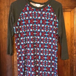 Lularoe shirt geometric pattern mid length sleeve